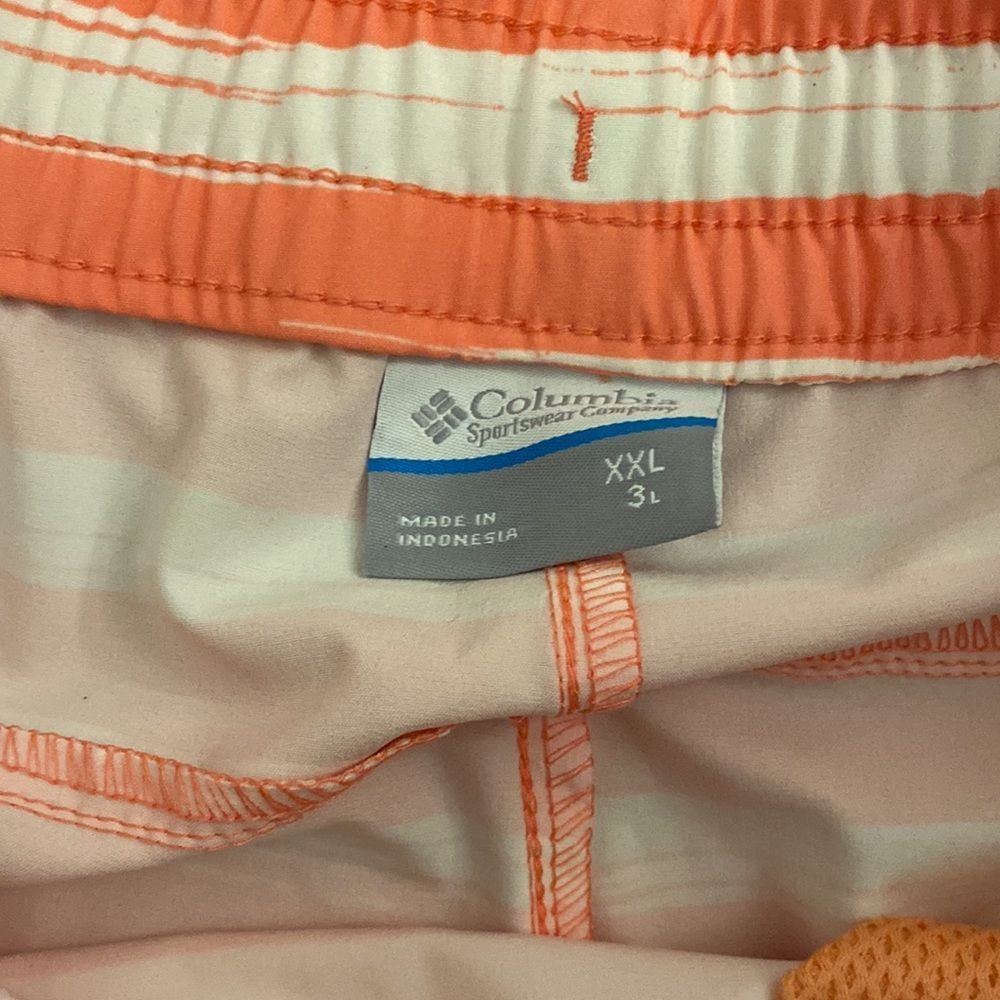NWT Columbia Workout Active Sport Shorts Striped Drawstring - Size XXL - Picture 3 of 3
